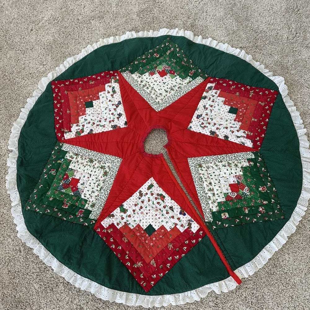 Vintage Handmade Quilted Tree Skirt Star Patchwork 41" Diameter Lace Trim 1984